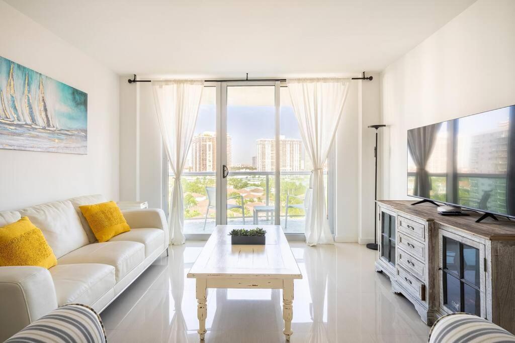 Ocean Reserve Sunny Isles 11Th Str-02330 Apartment Маями Бийч Екстериор снимка